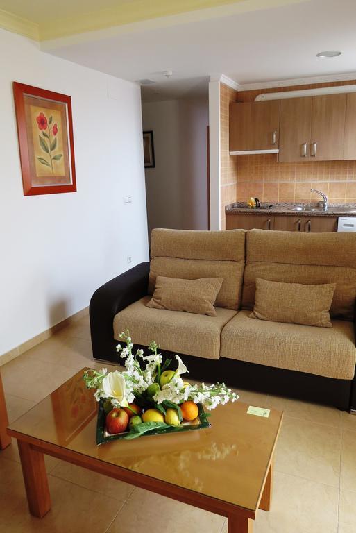Apartamentos Turisticos Las Yucas Торре-дель-Мар Экстерьер фото