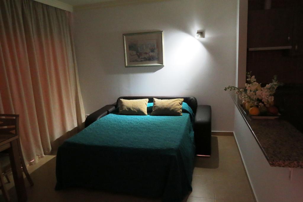 Apartamentos Turisticos Las Yucas Торре-дель-Мар Экстерьер фото