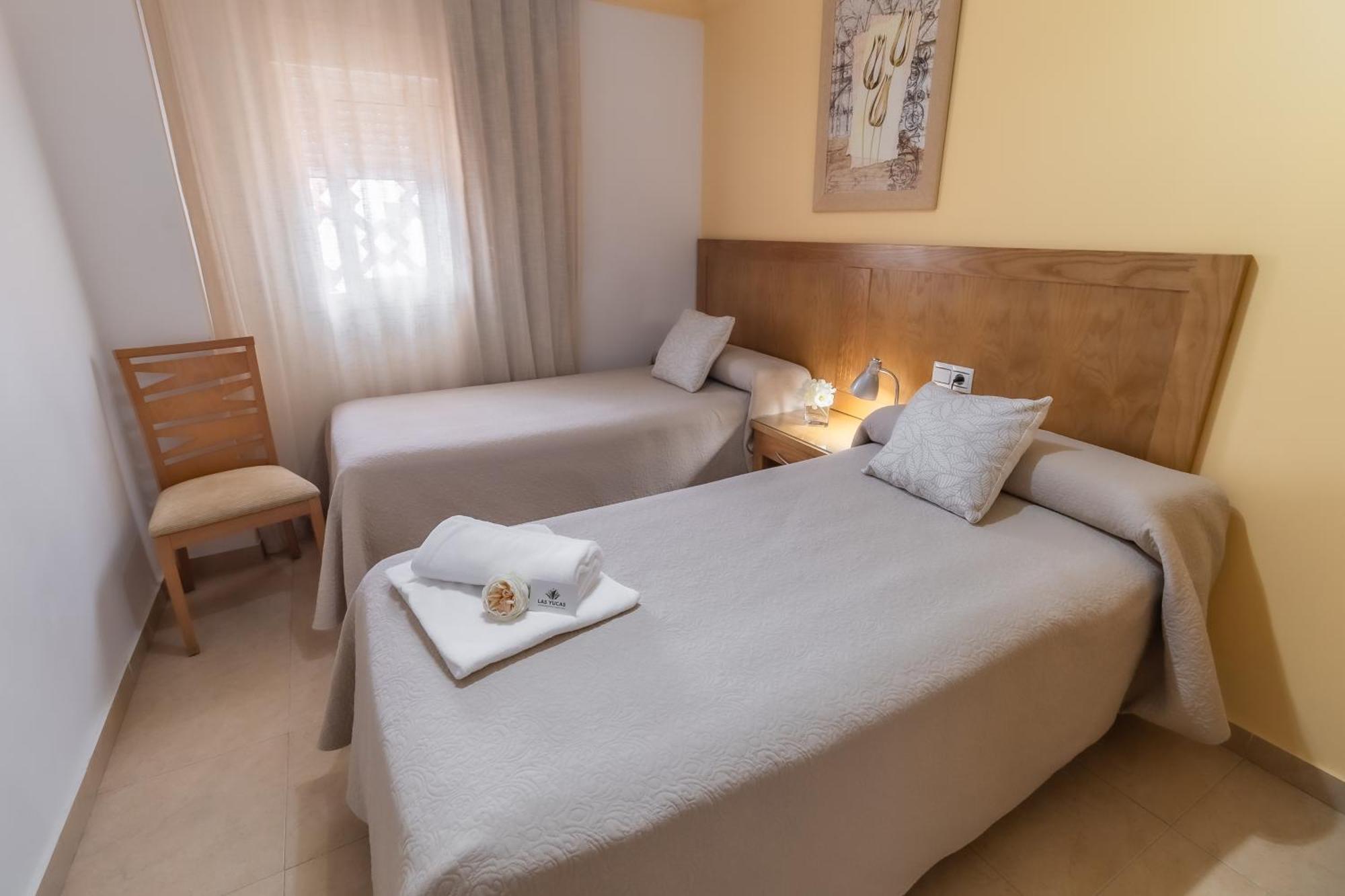 Apartamentos Turisticos Las Yucas Торре-дель-Мар Экстерьер фото
